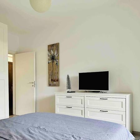 Lazo Two Room- Luxury Apartment บูคาเรสต์ ภายนอก รูปภาพ