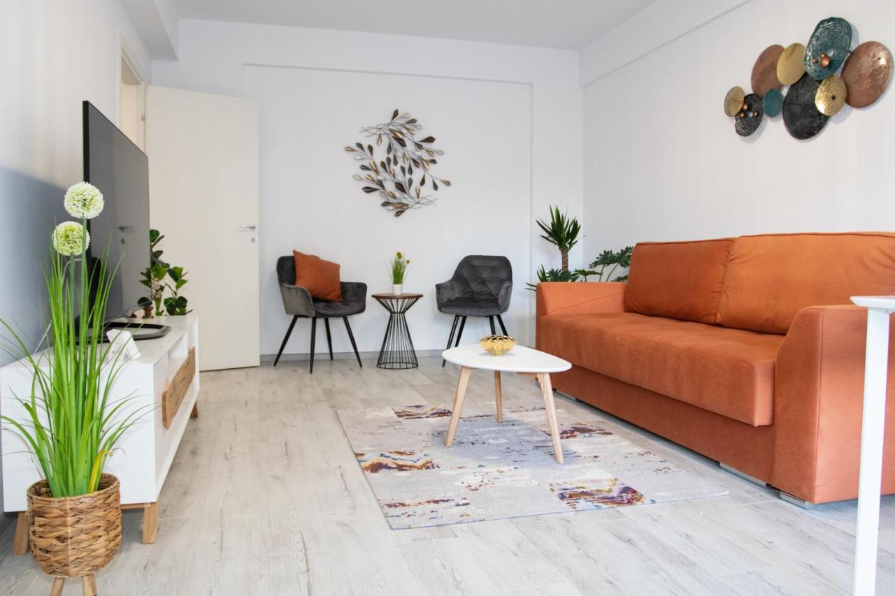 Lazo Two Room- Luxury Apartment บูคาเรสต์ ภายนอก รูปภาพ