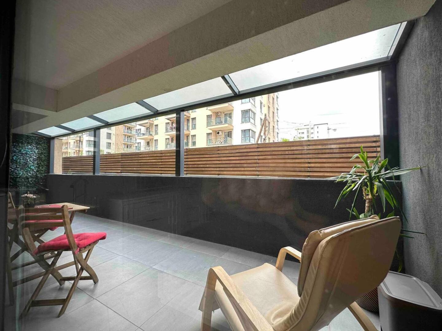 Lazo Two Room- Luxury Apartment บูคาเรสต์ ภายนอก รูปภาพ